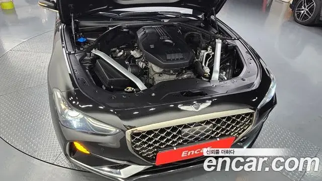 Genesis G70 2018 — Photo 11/30