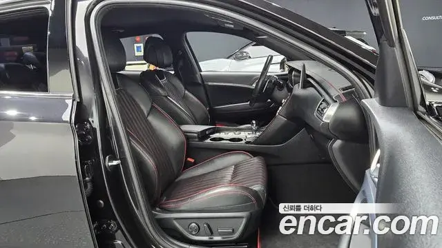 Genesis G70 2018 — Photo 3/30