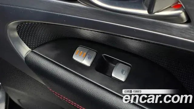 Genesis G70 2018 — Photo 5/30