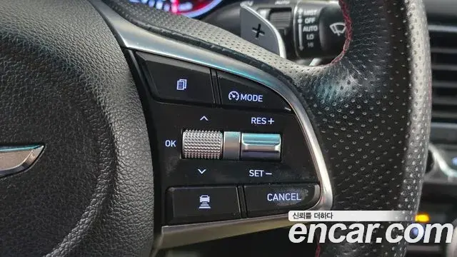Genesis G70 2018 — Photo 25/30