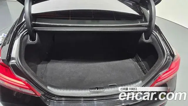 Genesis G70 2018 — Photo 22/30