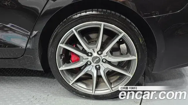 Genesis G70 2018 — Photo 2/30