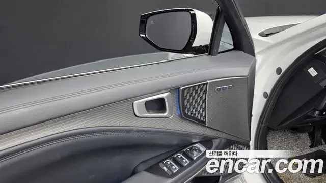 Kia K8 2025 — Photo 7/40