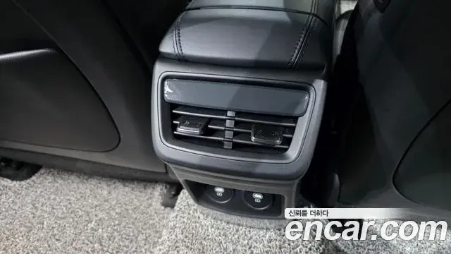 Kia K8 2025 — Photo 16/40