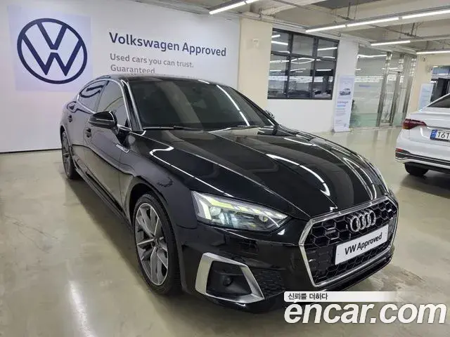 Audi A5 2021 — Фото 15/20