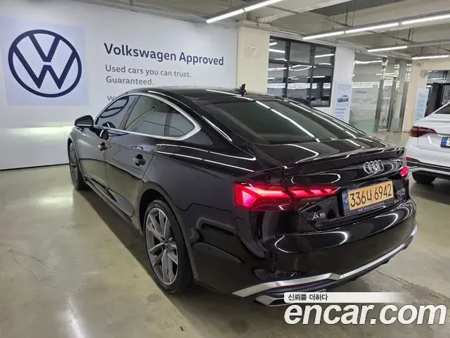 Audi A5 2021 — Фото 16/20