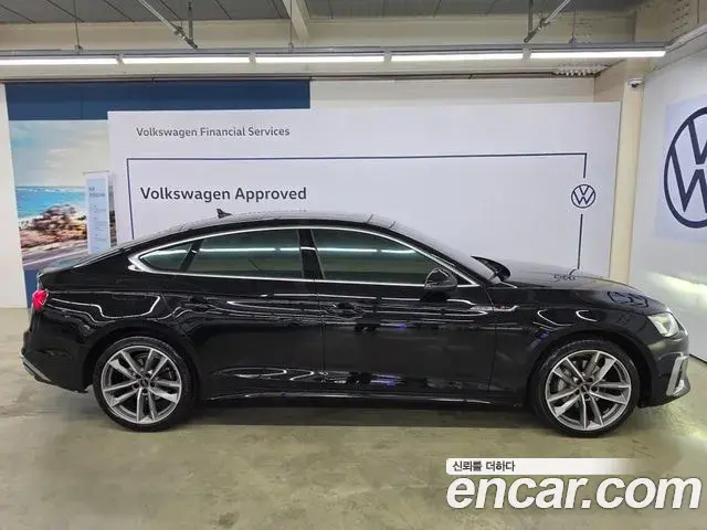 Audi A5 2021 — Фото 18/20