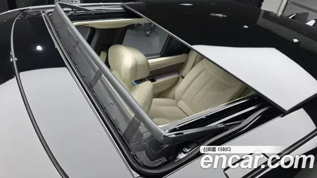 Land Rover Range Rover 2025 — ფოტო 6/20