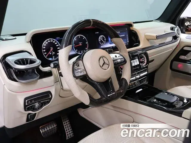 Mercedes-Benz G-Class 2023 — Фото 8/20