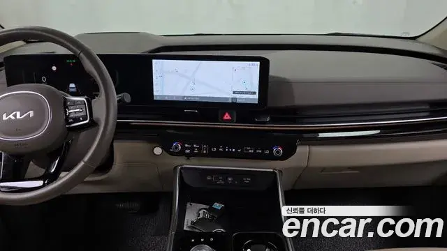 Kia Carnival 2024 — Photo 32/38