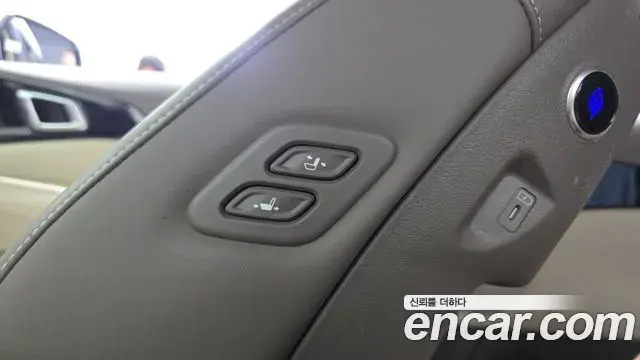 Kia Carnival 2024 — Photo 35/38