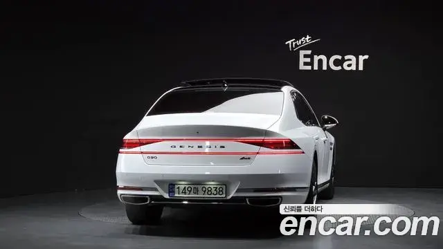 Genesis G90 2022 — ფოტო 8/31