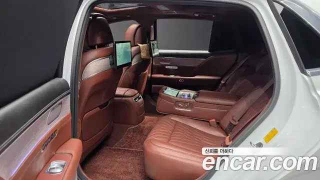 Genesis G90 2022 — ფოტო 5/31