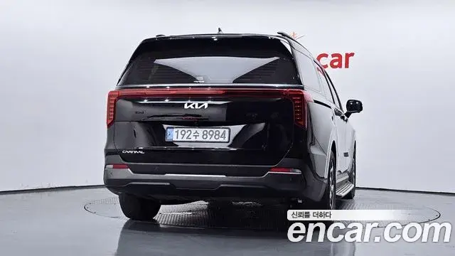 Kia Carnival 2024 — Фото 4/20