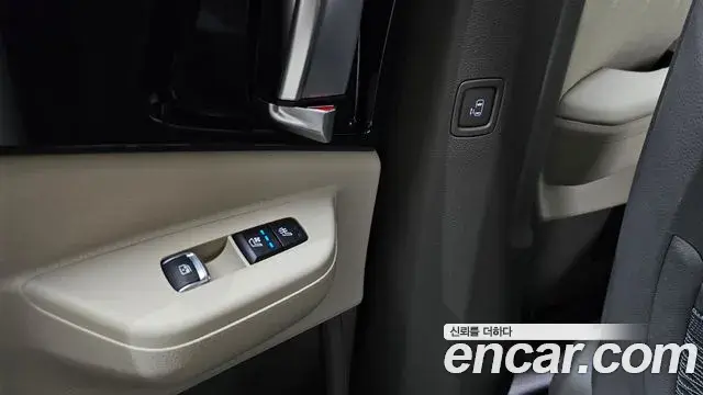 Kia Carnival 2024 — Photo 30/37
