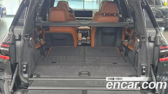 BMW X7 2024 — ფოტო 16/20