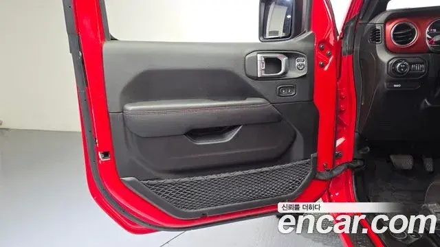 Jeep Gladiator 2022 — Şəkil 10/30
