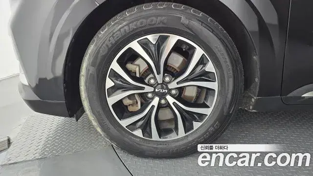 Kia Carnival 2022 — Photo 5/20
