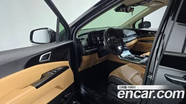 Kia Carnival 2022 — Photo 10/20