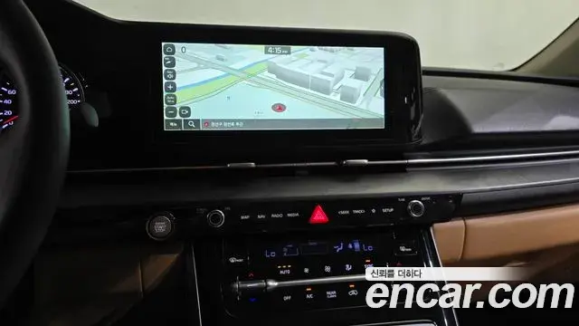 Kia Carnival 2022 — Photo 12/20