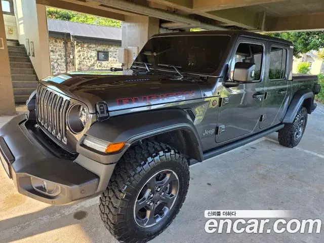 Jeep Gladiator 2021 — Photo 2/10
