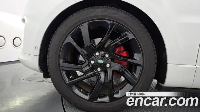 Land Rover Range Rover Sport 2019 — ფოტო 29/34