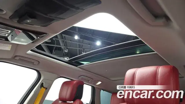 Land Rover Range Rover Sport 2019 — ფოტო 33/34
