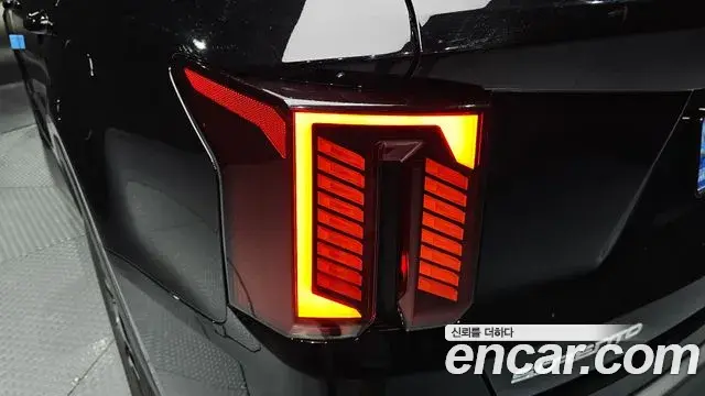 Kia Sorento 2024 — ფოტო 13/36