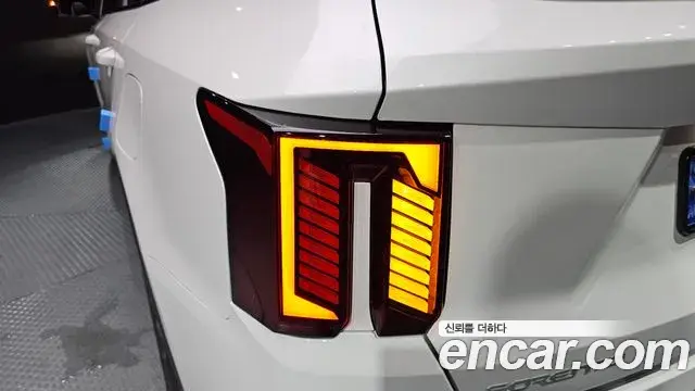 Kia Sorento 2024 — ფოტო 23/33
