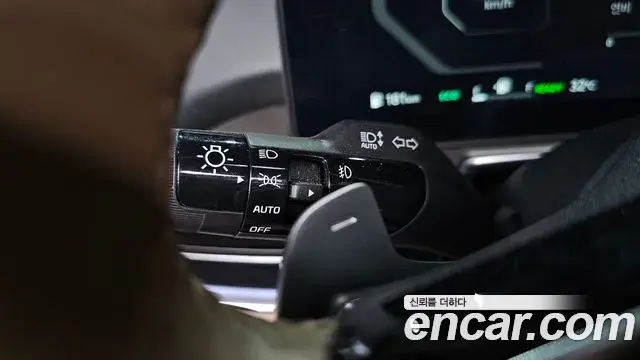 Kia Sorento 2024 — ფოტო 26/33