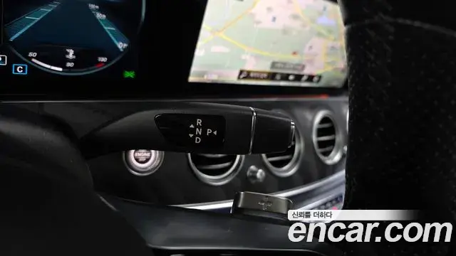 Mercedes-Benz E-Class 2021 — Фото 9/20