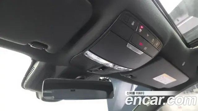 Mercedes-Benz E-Class 2021 — Şəkil 33/33