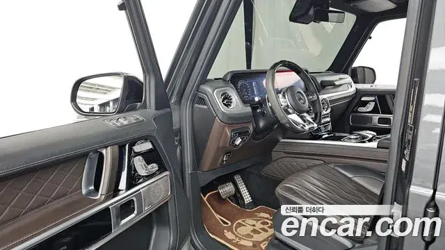 Mercedes-Benz G-Class 2019 — Фото 10/20