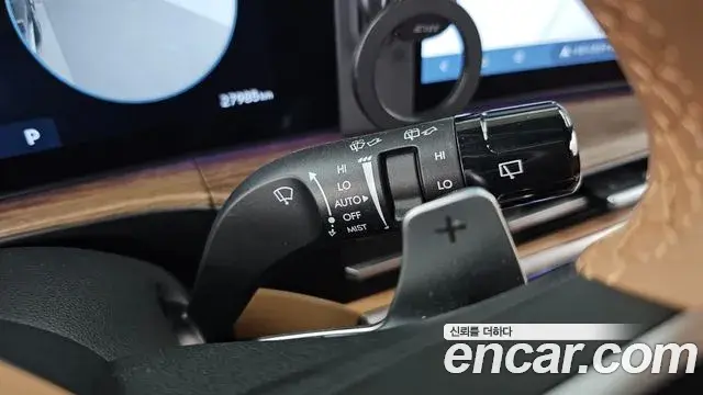 Hyundai Santa Fe 2024 — Photo 14/32