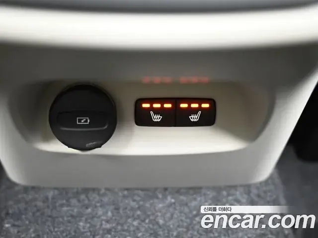 Volvo XC40 2026 — Şəkil 13/20