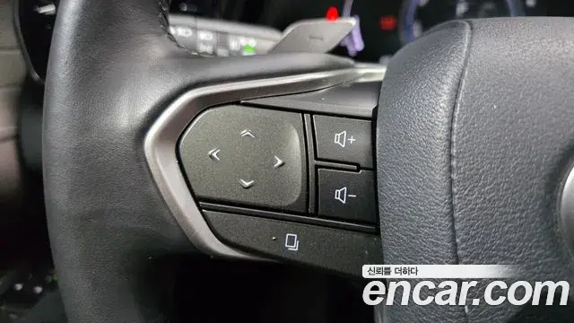 Lexus RX350h 2024 — ფოტო 28/34
