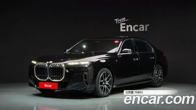 BMW 7 Series 2024 — Фото 1/20