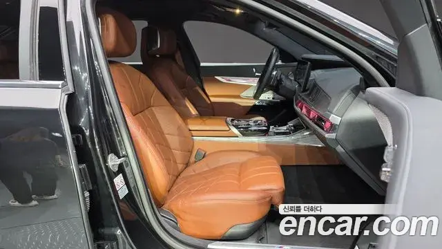 BMW 7 Series 2024 — Photo 18/30