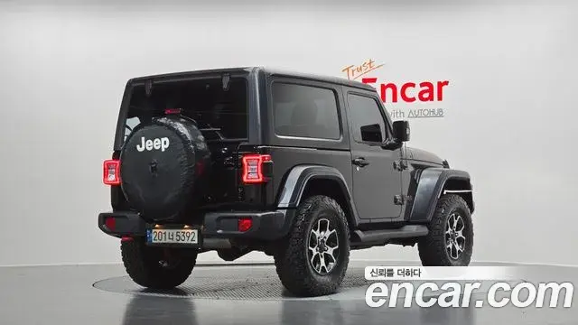 Jeep Wrangler 2020 — ფოტო 29/30