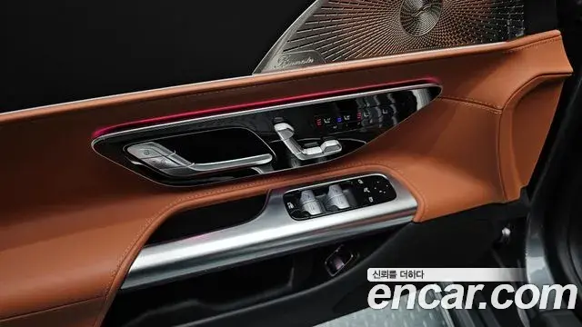 Mercedes-Benz SL-Class 2024 — Фото 13/20