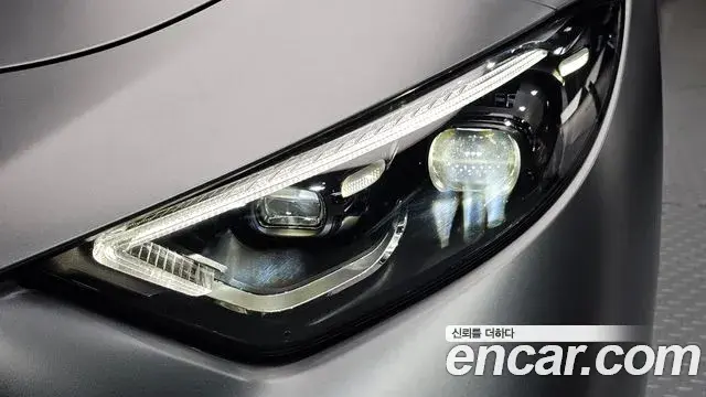 Mercedes-Benz SL-Class 2024 — Photo 23/33