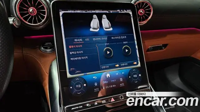 Mercedes-Benz SL-Class 2024 — Photo 25/33