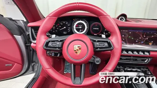 Porsche 911 2024 — Şəkil 22/32