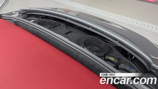 Porsche 911 2024 — Şəkil 26/32