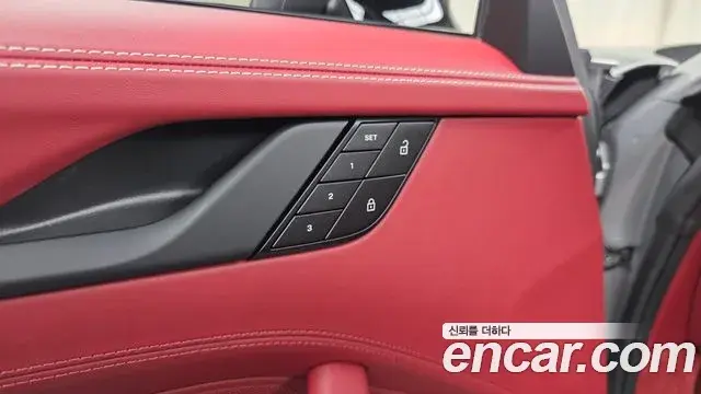 Porsche 911 2024 — Şəkil 10/32