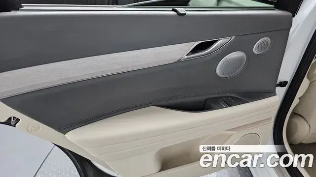 Genesis G80 2024 — ფოტო 17/37