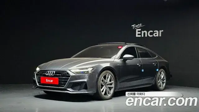 Audi A7 2020 — Фото 1/20
