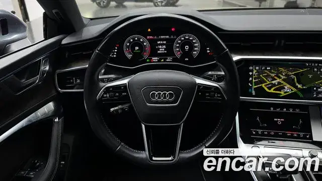 Audi A7 2020 — Фото 14/20
