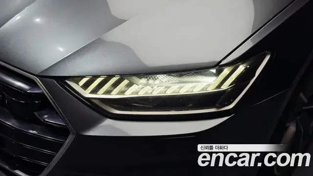 Audi A7 2020 — Şəkil 16/33