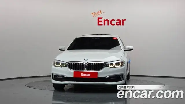 BMW 5 Series 2019 — Фото 3/20
